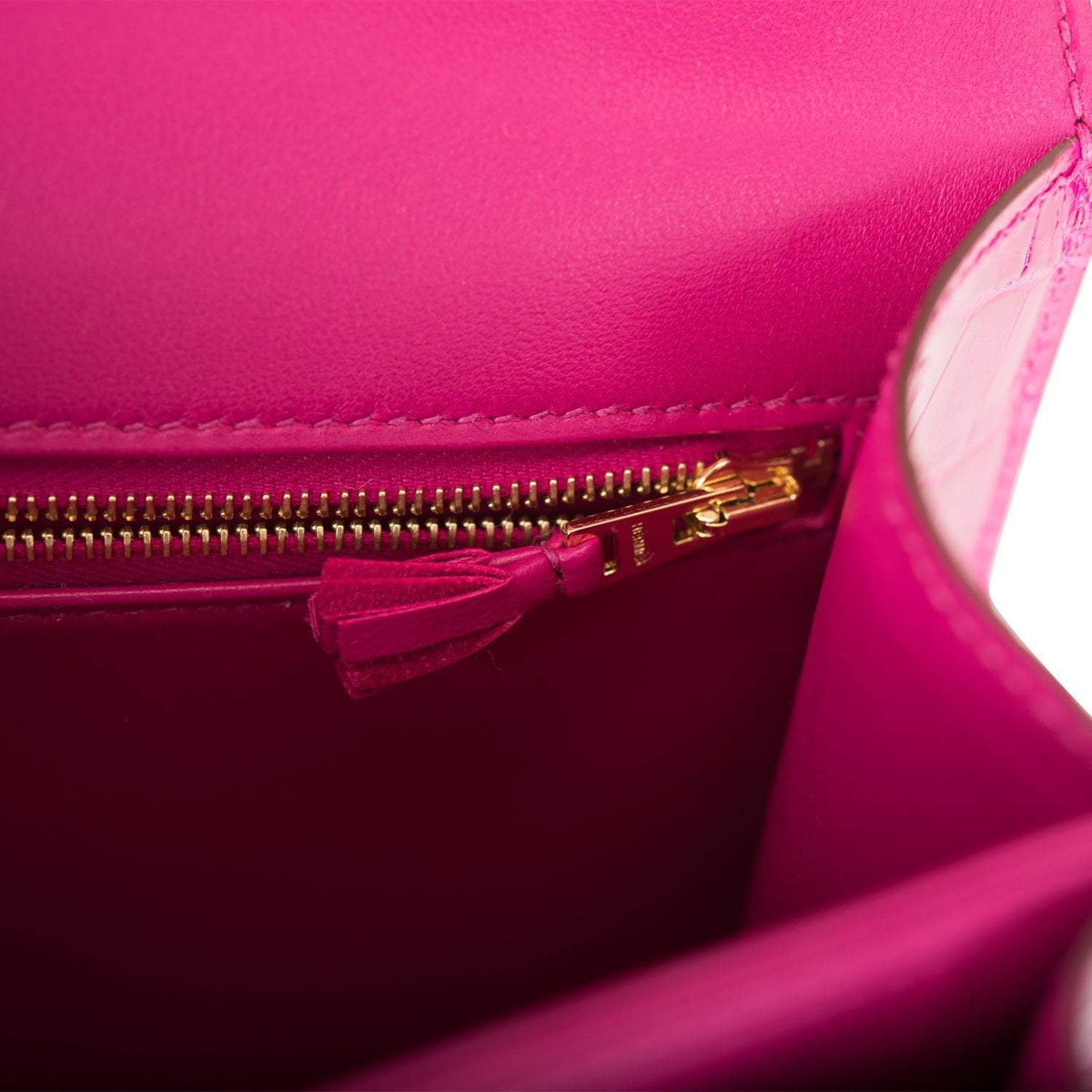 Hermes Constance 24cm Alligator, Rose Scheherazade, Gold