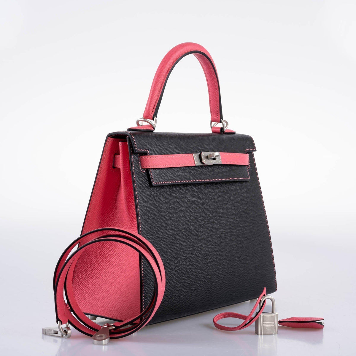 Hermes Kelly 25 Sellier, Rose Azalee & Black Epsom, Palladium