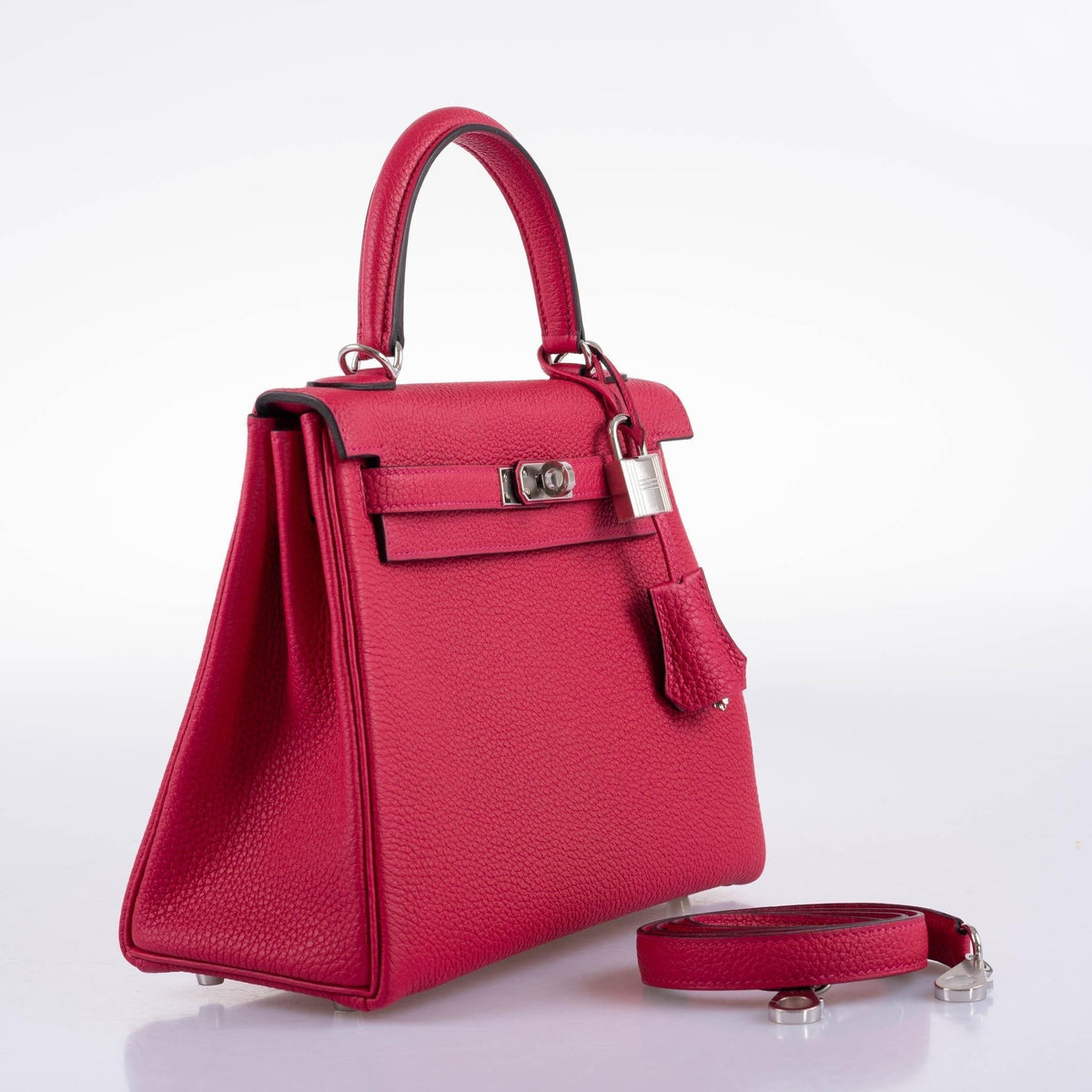 Hermes Kelly 25 Retourne Framboise Togo, Palladium Hardware