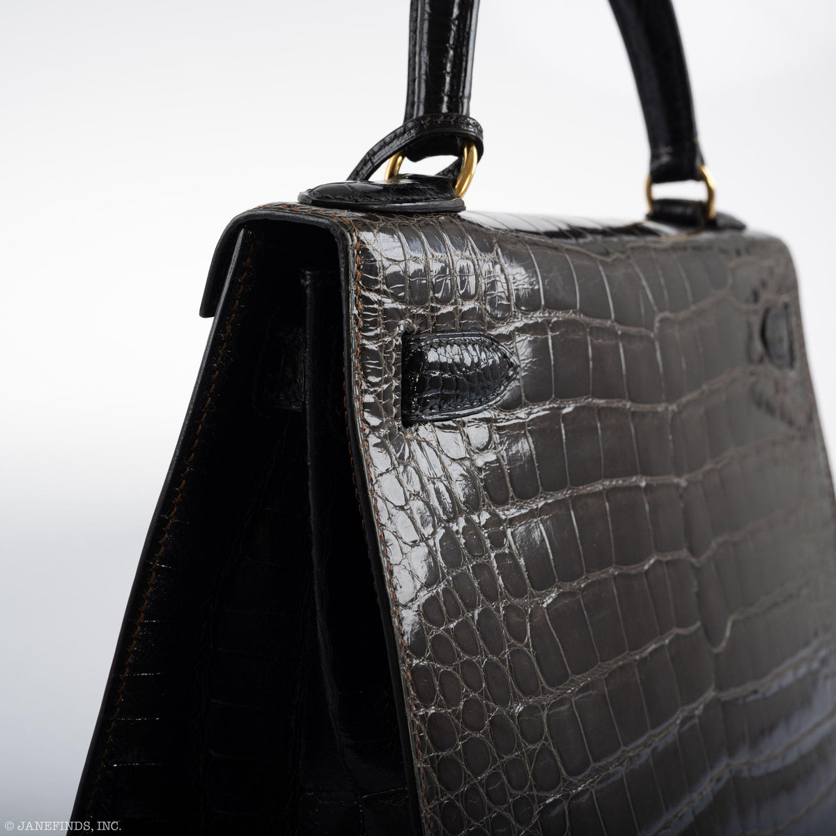 Hermes Kelly 28 Alligator, Sellier Miel, Graphite, Black Gold