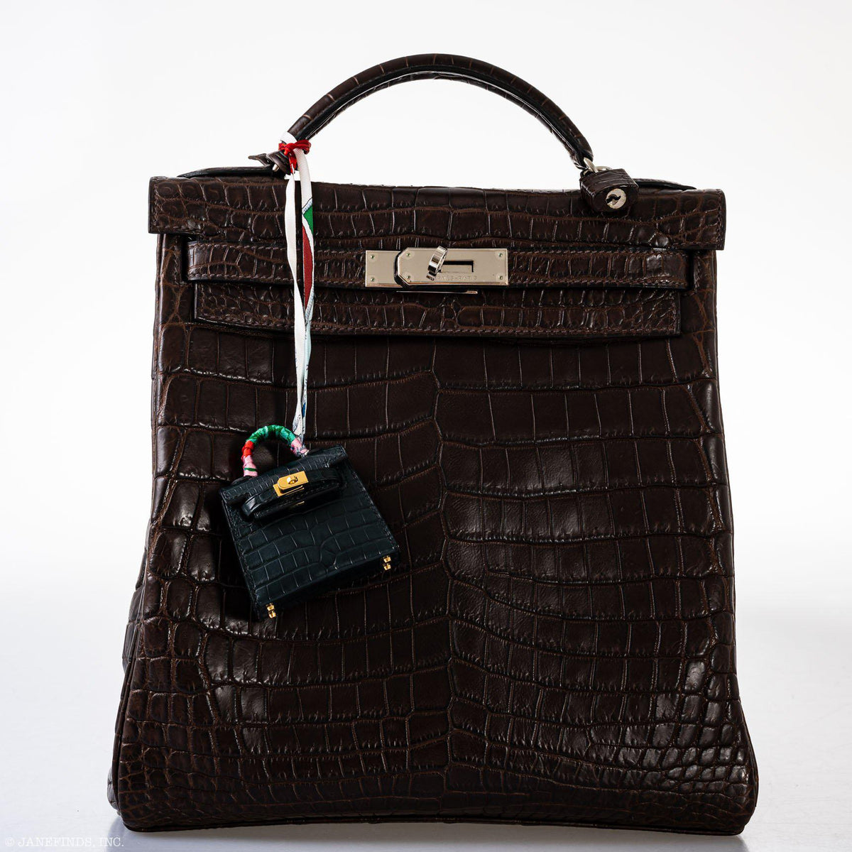 Hermes Kelly Ado 27 Matte Havane Nilo Crocodile with Palladium Hardware - 2001, E Square