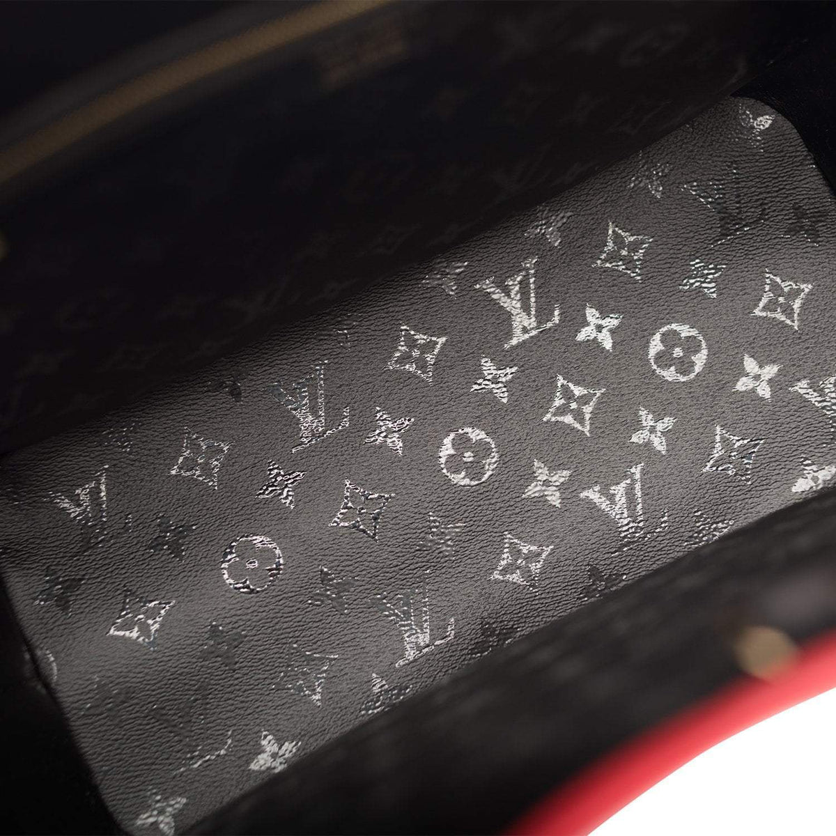 Louis Vuitton Neverfull MM, Black Red Tufted Monogram