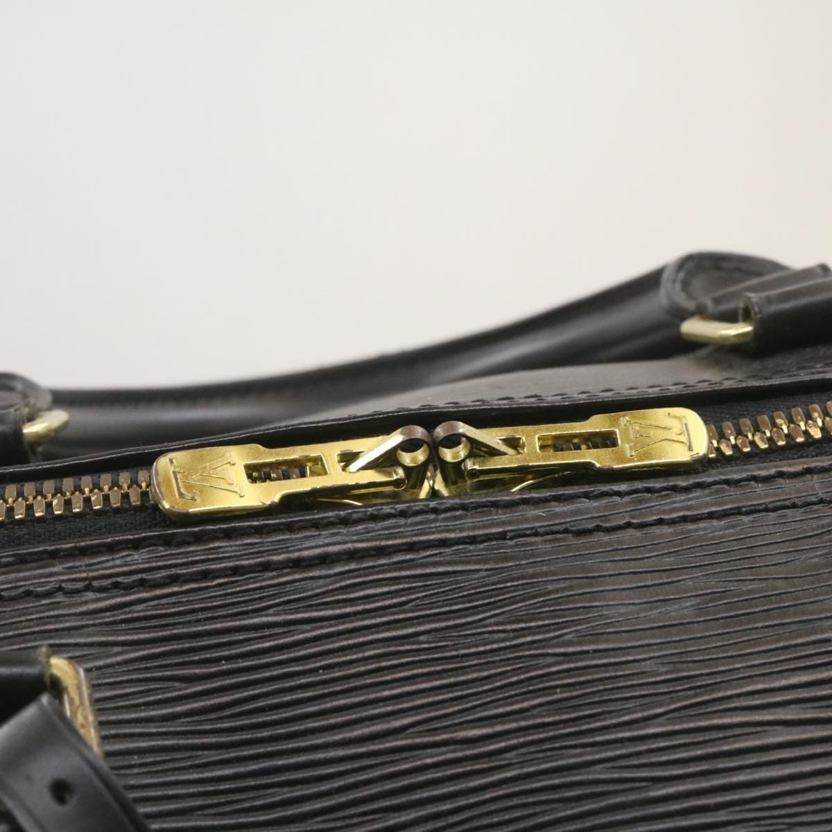 Louis Vuitton Keepall 55 Epi Canvas Boston Bag