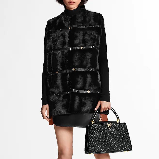Louis Vuitton Capucines MM