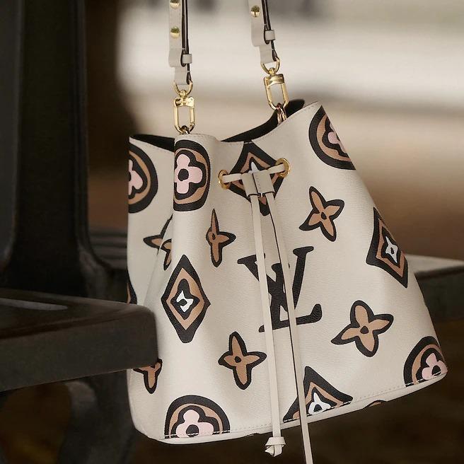Louis Vuitton NéoNoé MM, Monogram Bucket Bag, Black